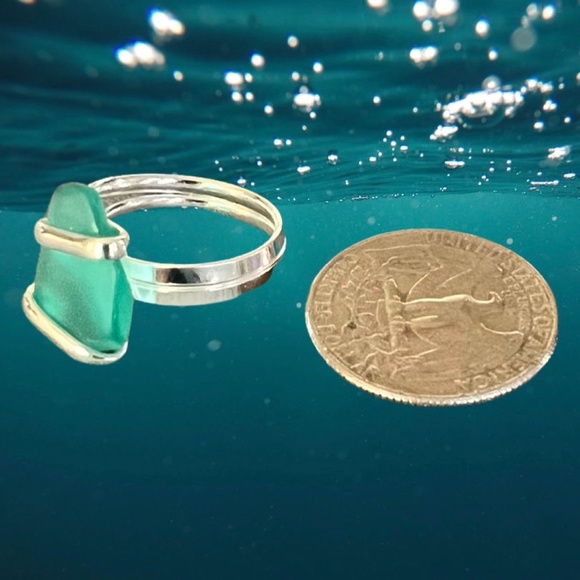 Mint Pompano Beach Glass Freeform  Adjustable Ring - Picture 5 of 5